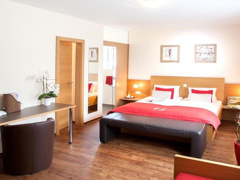 Hotel Photo 1