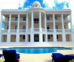 Ocean West Boutique Hotel CABLE BEACH Bahamas