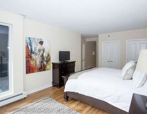 Moore Executive Suites - The Paramount Halifax Canada
