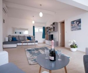 Apartments Kuljace Sveti Stefan Montenegro