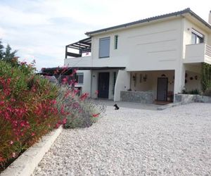 Villa Viva la Vida Loutraki Greece