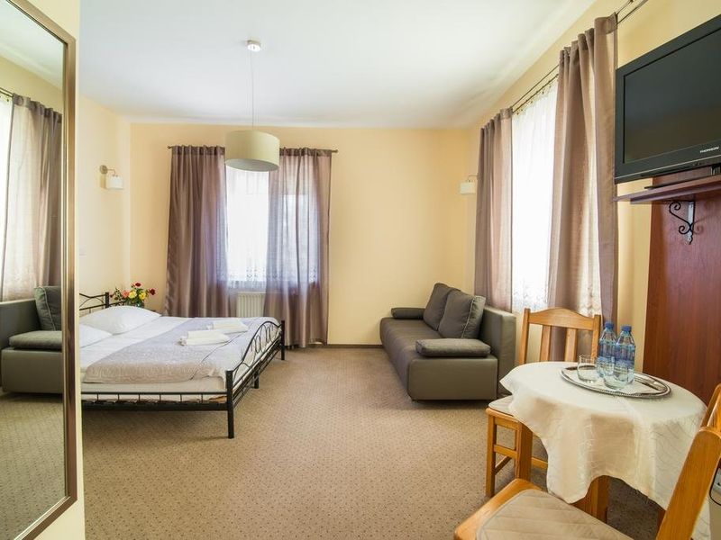 Hotel Photo 1