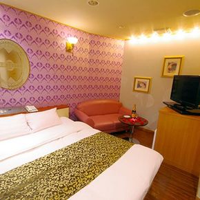 NearBy Hotel
