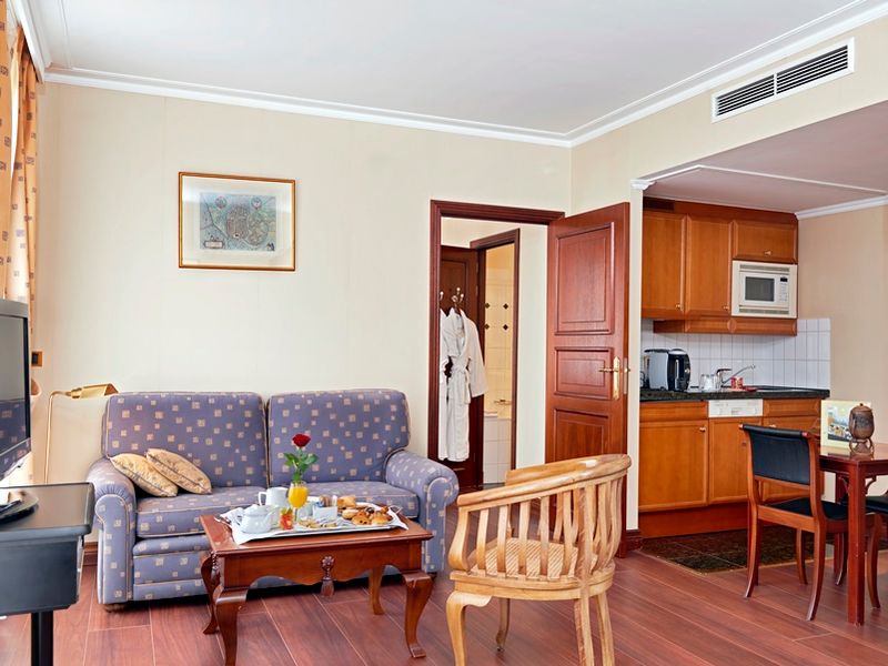 Hotel Photo 4