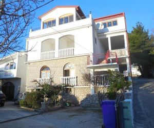 Apartments Veni Up Starigrad Croatia