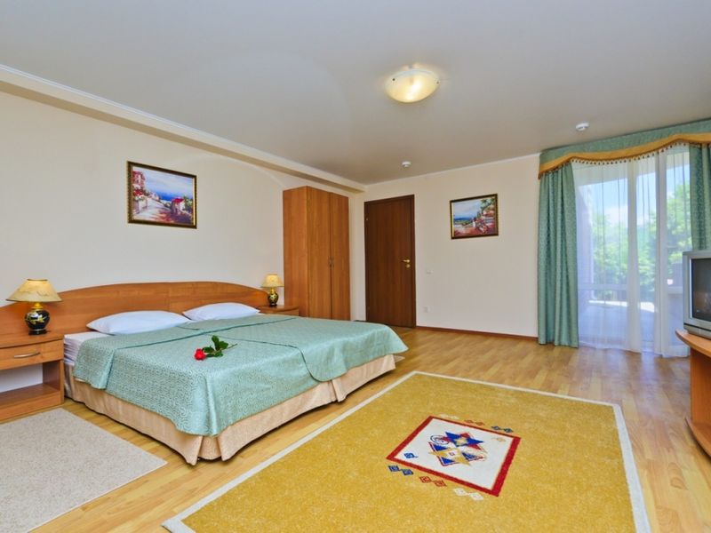 Hotel Photo 2
