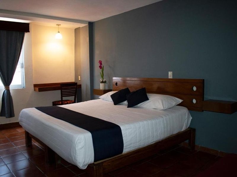 Hotel Photo 6