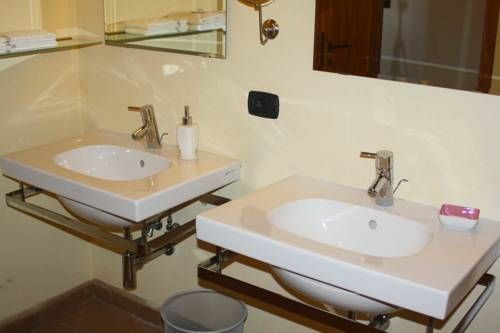 صورة الفندق 8