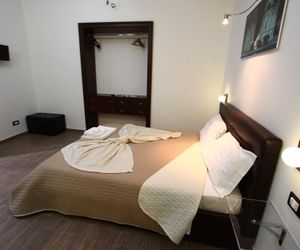 B&b Teatro Del Sole Palermo Italy