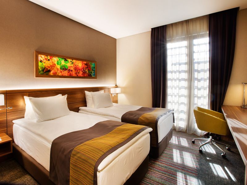 Hotel Photo 1