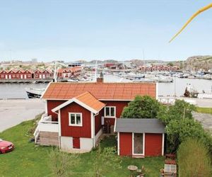 Two-Bedroom Holiday home Rönnäng with Sea View 06 Ronnang Sweden