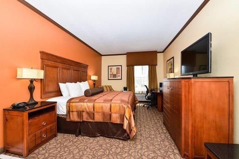 Photo of Best Western Plus Midwest Inn & Suites