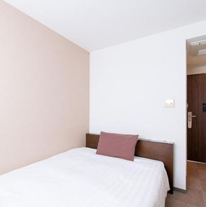 NearBy Hotel