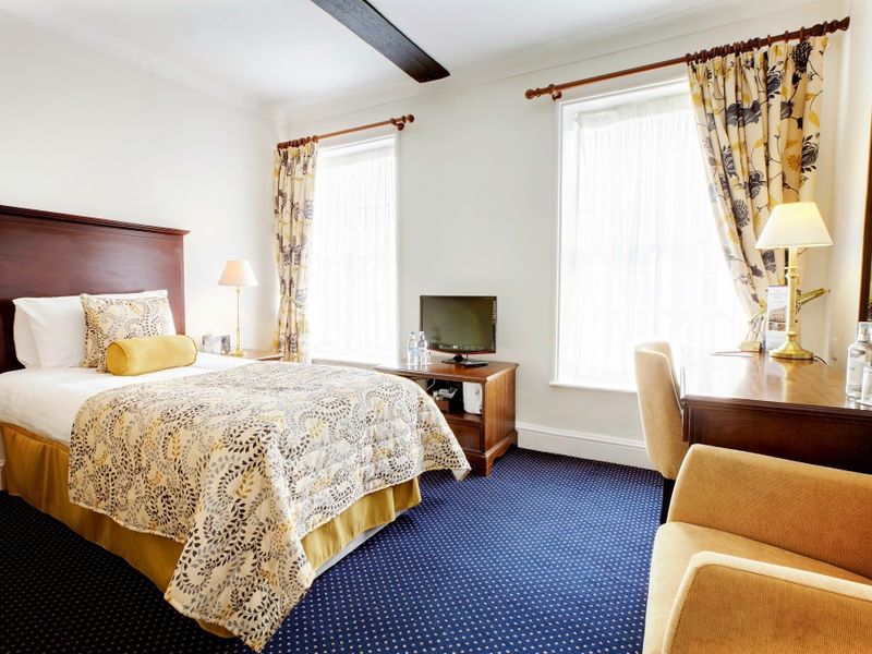 Hotel Photo 1