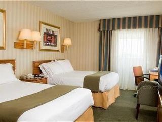 Фото отеля Holiday Inn Express Hotel & Suites King of Prussia, an IHG Hotel