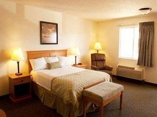 Hotel pic Super 8 by Wyndham Salina/Scenic Hills Area