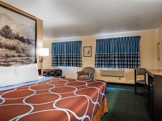 Hotel pic SureStay Hotel by Best Western Twin Falls