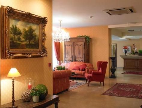 Hotel Photo 16