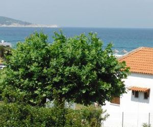 Rooms & Studios Christina Nea Afisia Greece