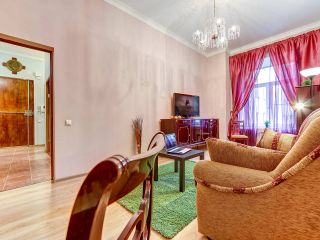 Apartment Pushkinskaya 7