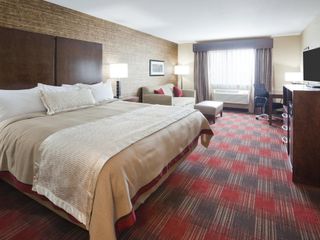 Фото отеля GrandStay Hotel and Suites - Tea/Sioux Falls