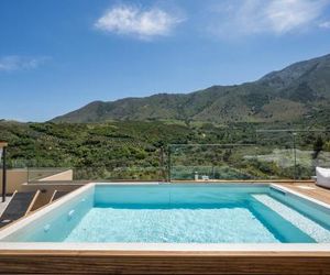 Casa Belvedere Private Pool and Jazuzzi Kournas Greece