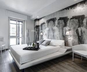 Eleganti Suite in Piazzale Lagosta Milan Italy