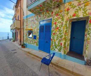 Casa Vacanze Marco Polo vista mare Trappeto Italy