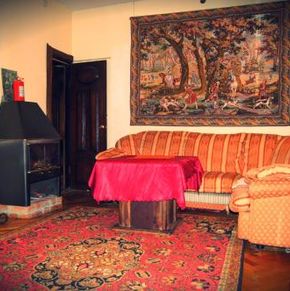 NearBy Hotel