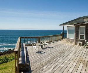 Whale Pointe 2 Br cottage by RedAwning Otter Rock United States