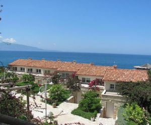 Sea Breeze Apartment Bougainville Bay Sarande Albania