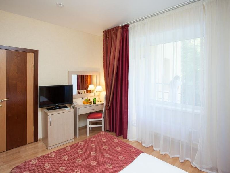 Hotel Photo 6