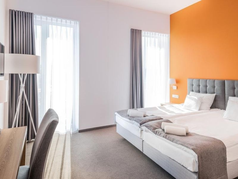 Hotel Photo 1