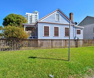 Blue Oasis 2 Br home by RedAwning Galveston United States