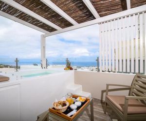 Suite Home Santorini Fira Greece