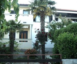 Apartments Nevenka KRK Croatia