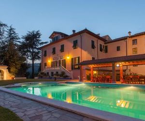 Villa Gobbi Benelli Corsanico-Bargecchia Italy