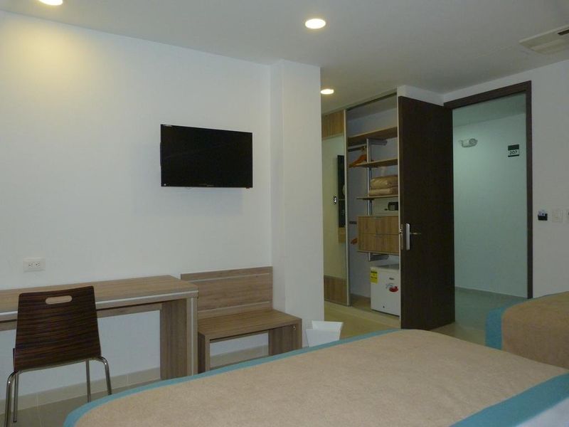 Hotel Photo 6
