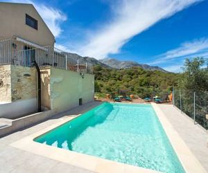 Cretan View Villa with Heated Swimming Pool Kournas Greece