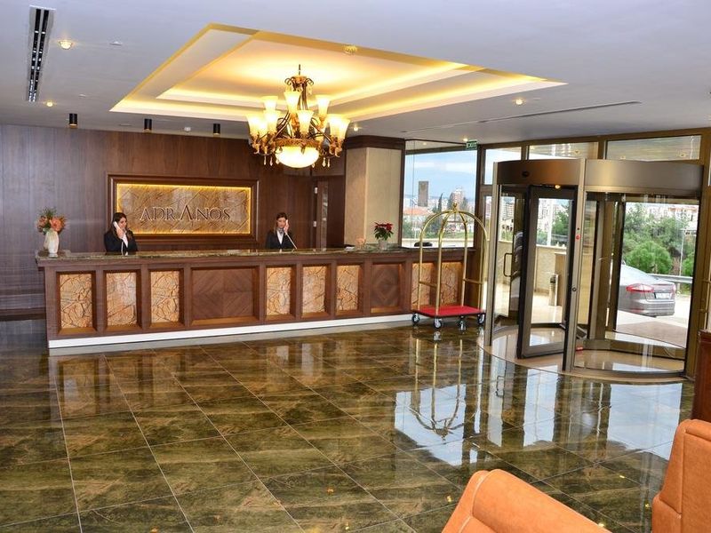 Hotel Photo 8