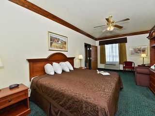Hotel pic Best Western Fort Worth Inn and Suites