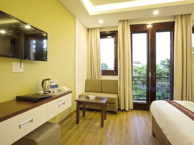 Hotel Photo 6