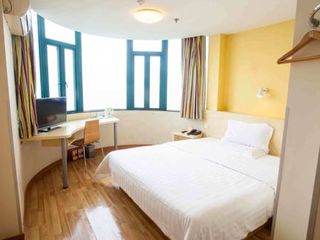 Hotel pic 7Days Inn Qingdao Hai\'er Industrial Park Baolong Square