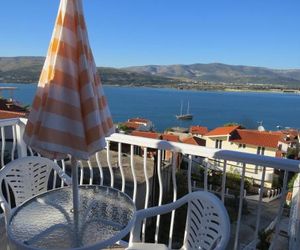 Apartments Villa Mila Mastrinka Okrug Donji Croatia