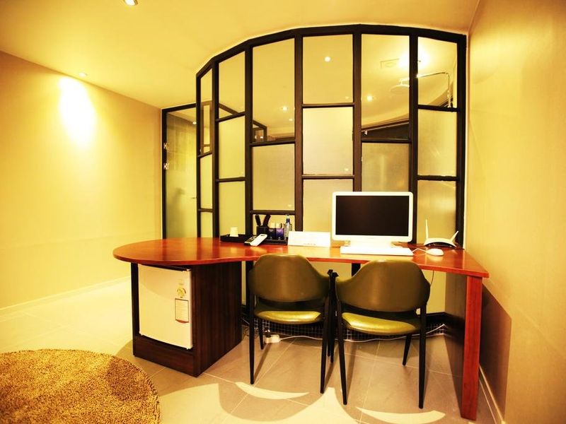 Hotel Photo 6