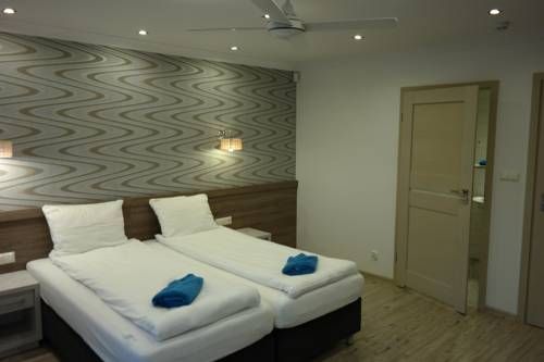 Hotel Photo 8
