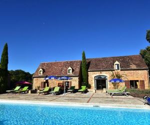 Beautiful Holiday Home with Heated Pool in Cazals France Villefranche France