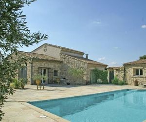 Welcoming Villa with Private Pool in Montfrin Montfrin France