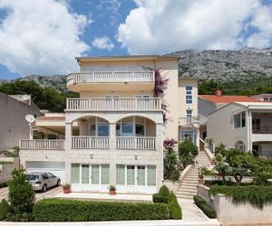 Apartmens Villa Antonio 88 Brela Croatia