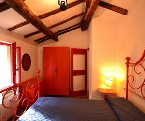 Vintage Holiday Home in Migliorini with Pool San Marcello Italy